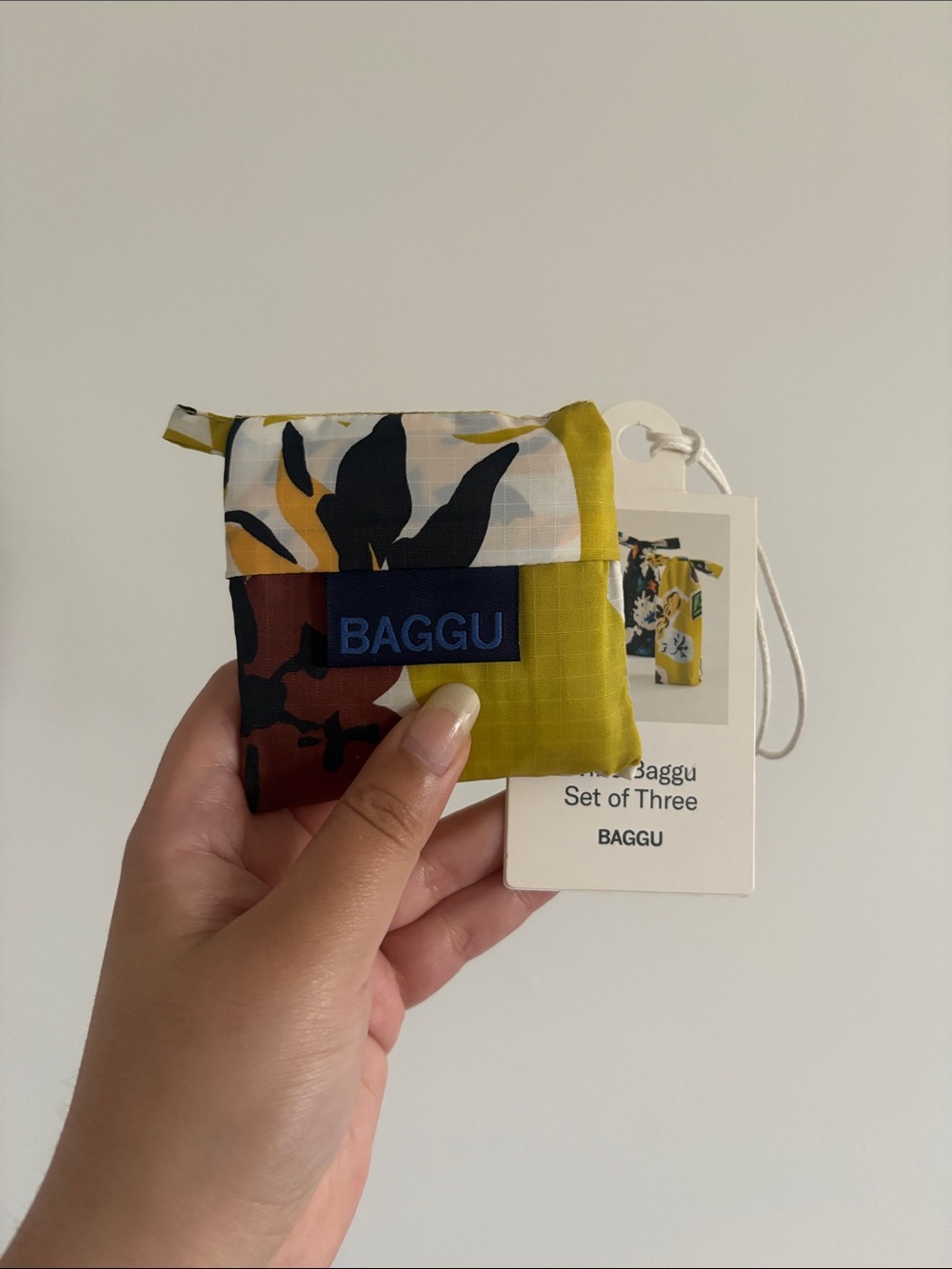 New never used baggu yellow wine bag